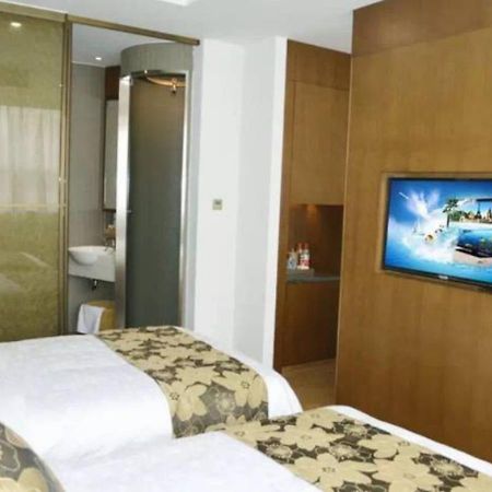 Noble Center Hotel Shanghaj Zewnętrze zdjęcie