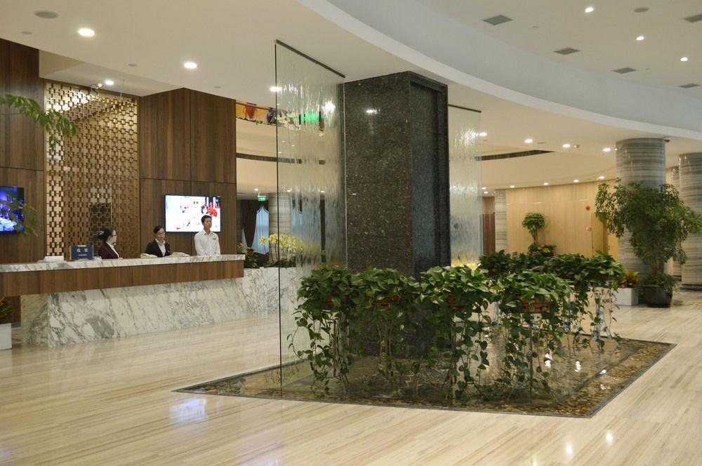 Noble Center Hotel Shanghaj Zewnętrze zdjęcie