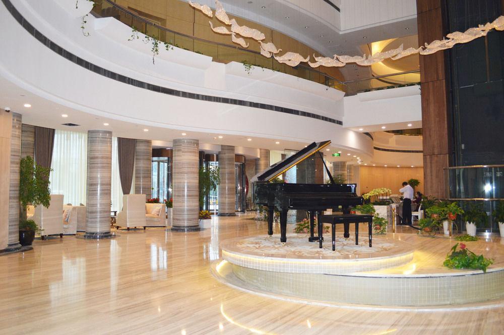 Noble Center Hotel Shanghaj Zewnętrze zdjęcie