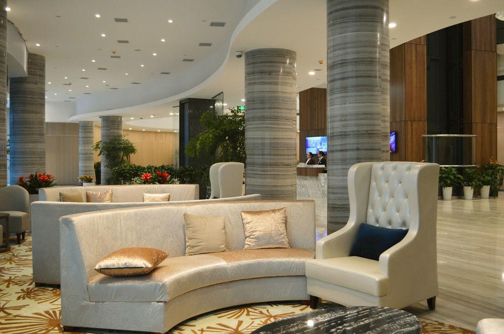 Noble Center Hotel Shanghaj Zewnętrze zdjęcie