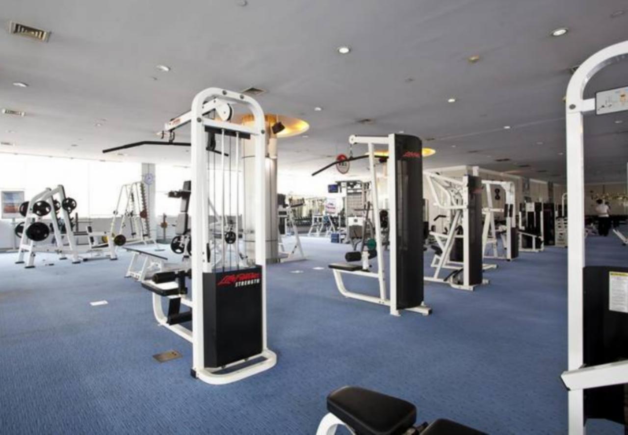Noble Center Hotel Shanghaj Zewnętrze zdjęcie
