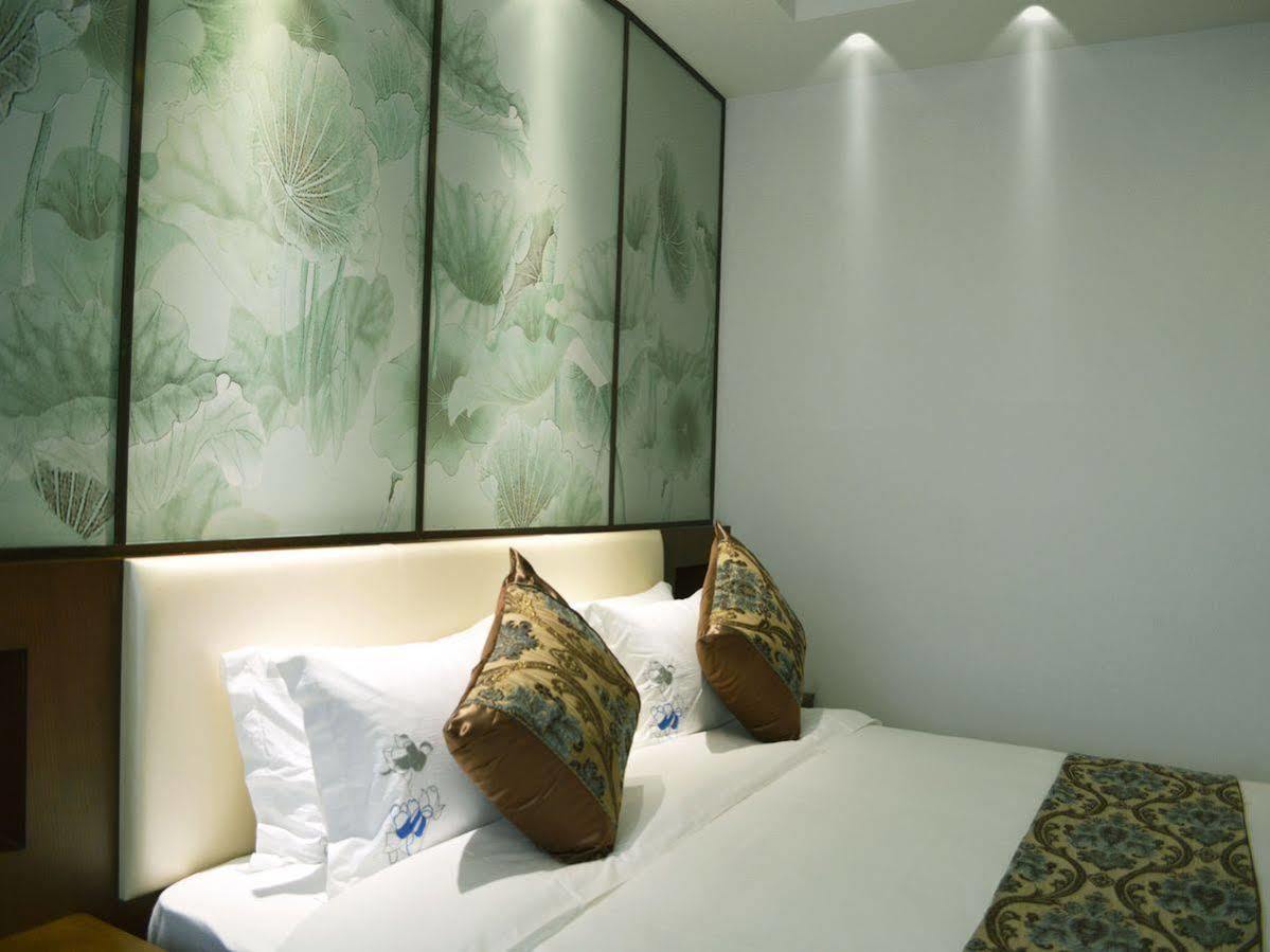 Noble Center Hotel Shanghaj Zewnętrze zdjęcie